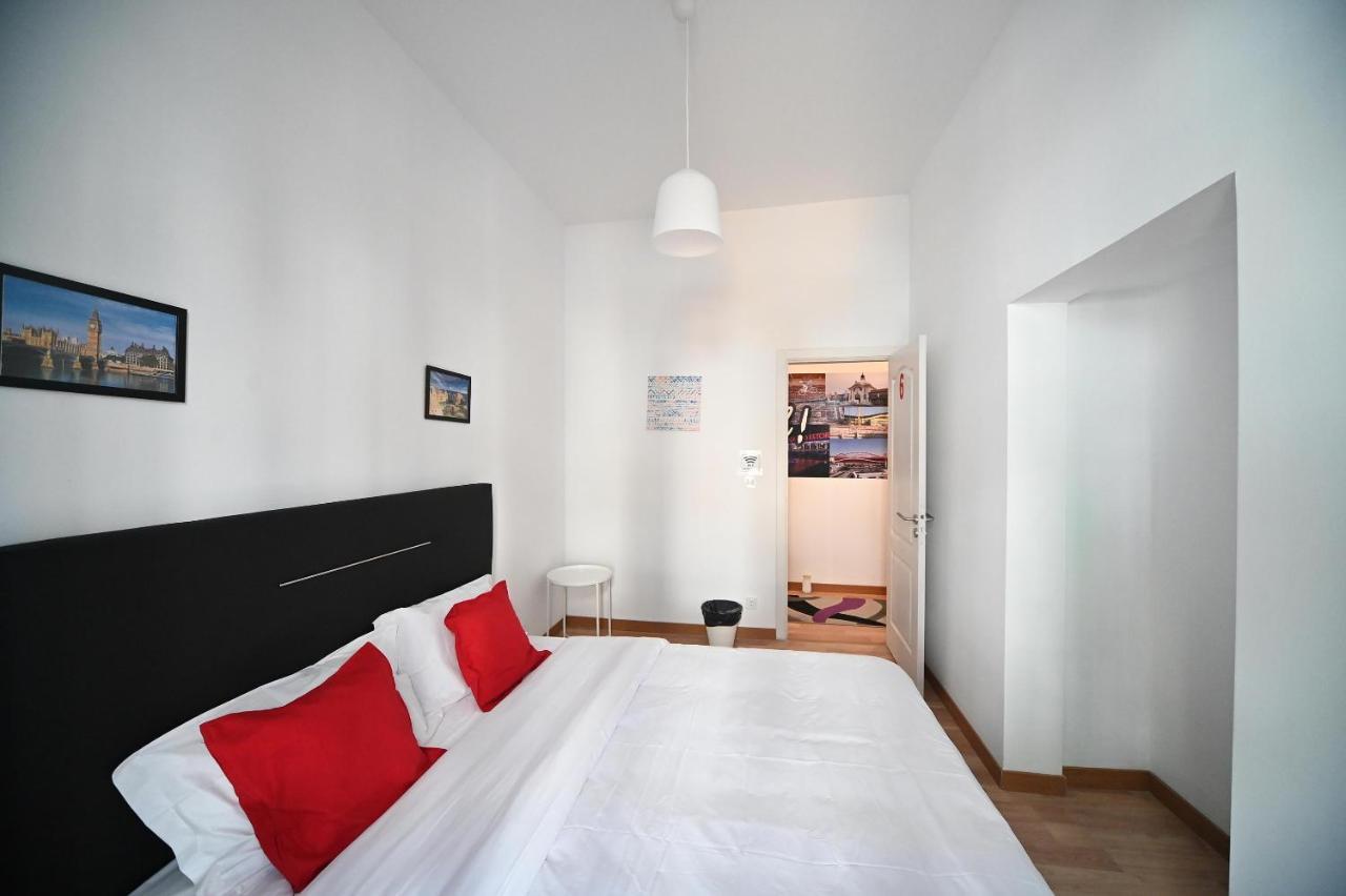 7 Requinte Hostel Лиссабон Экстерьер фото