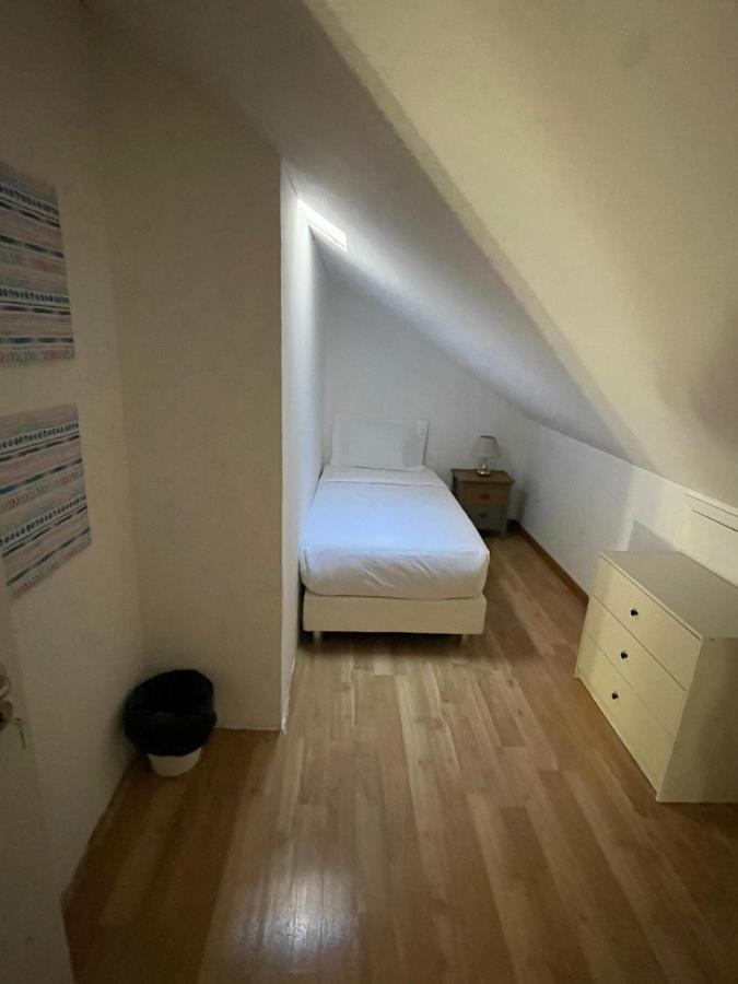 7 Requinte Hostel Лиссабон Экстерьер фото